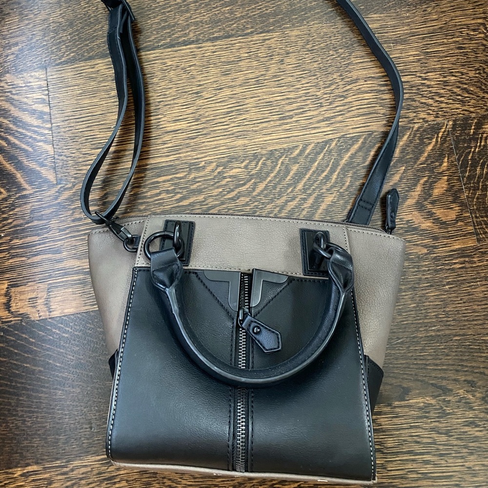 Danielle Nicole tote bag purse! Barely used!